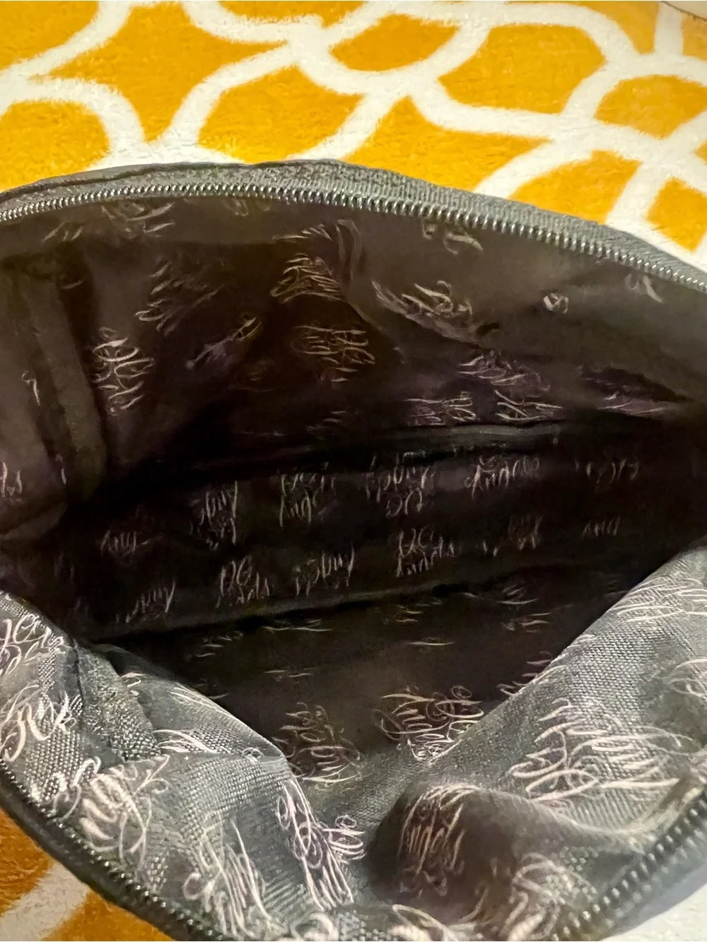 DGA Black/Gray Zipper Makeup Bag Pouch Marilyn Monroe Print 9 x 5 in